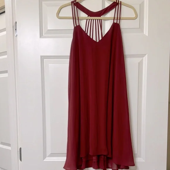 burgundy strappy dress Short Cape Strappy Semi-Heart Dress Set Burgundy / FR 48 main image 1